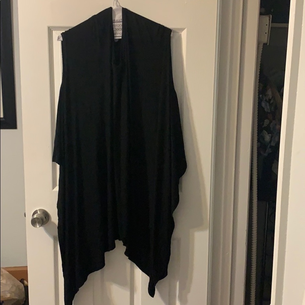 Black Shawl
